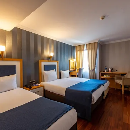 Отель Nova Plaza Taksim Square Стамбул