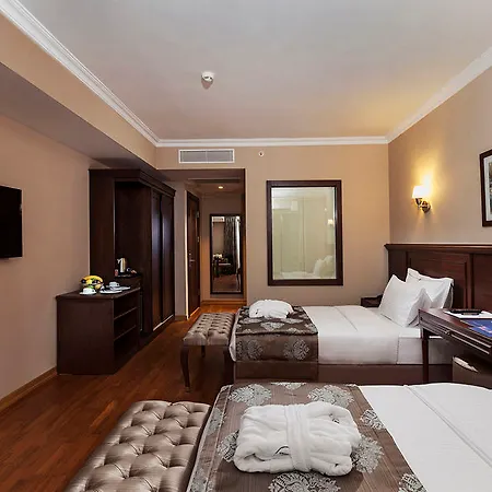 Отель Nova Plaza Taksim Square 4*