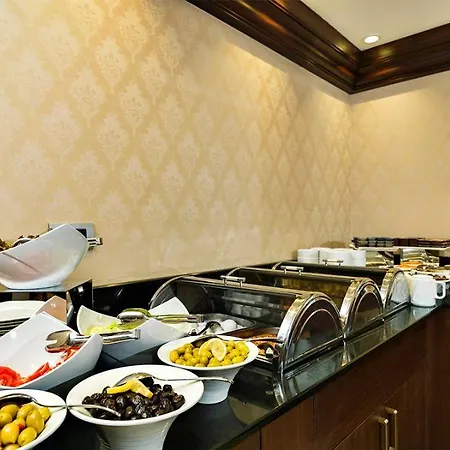 Отель Nova Plaza Taksim Square 4*