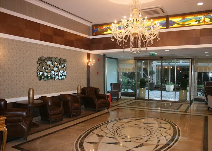 فندق Nova Plaza Taksim Square 3*
