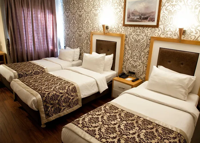 فندق Nova Plaza Taksim Square 3*